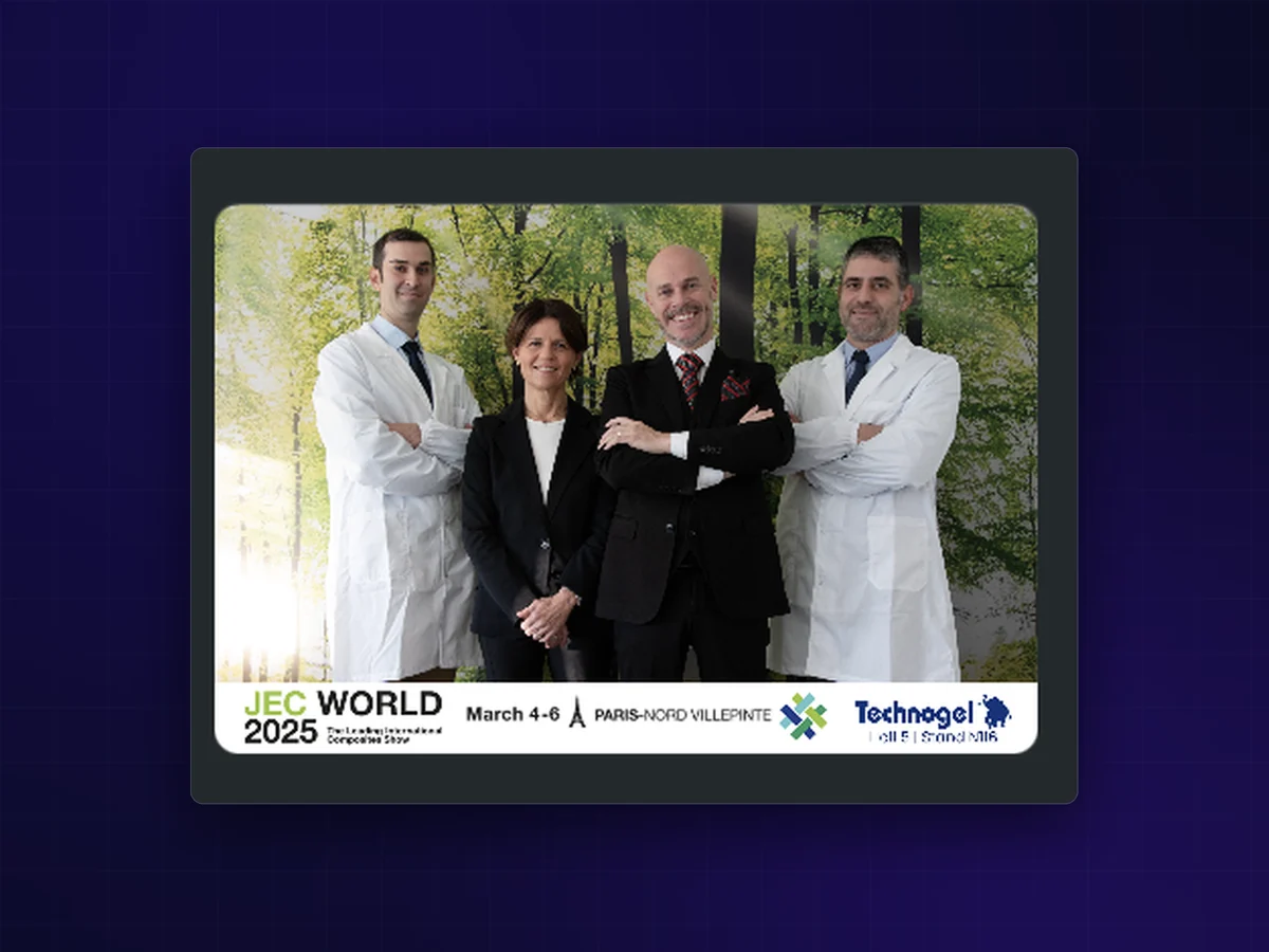 Technogel team at JEC World
